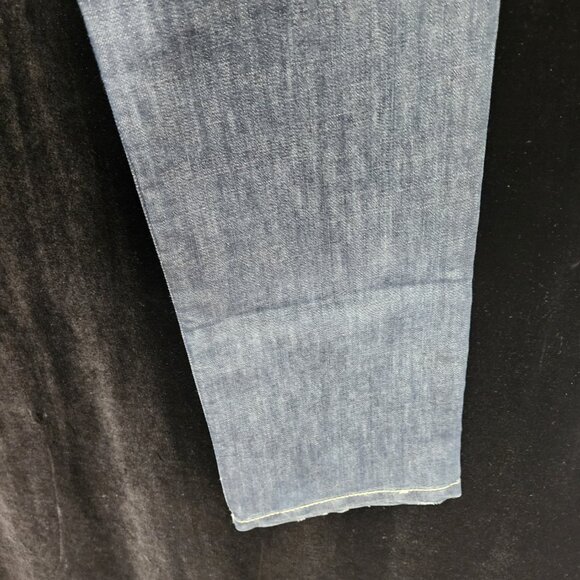 E)•(On (EXOn) Collection Jeans Straight Leg Size 7 or 29 Fit 32"x30" - Picture 11 of 16